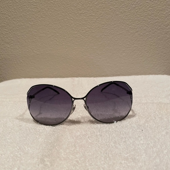 Gucci Black Gradient Sunglasses - Picture 1 of 8
